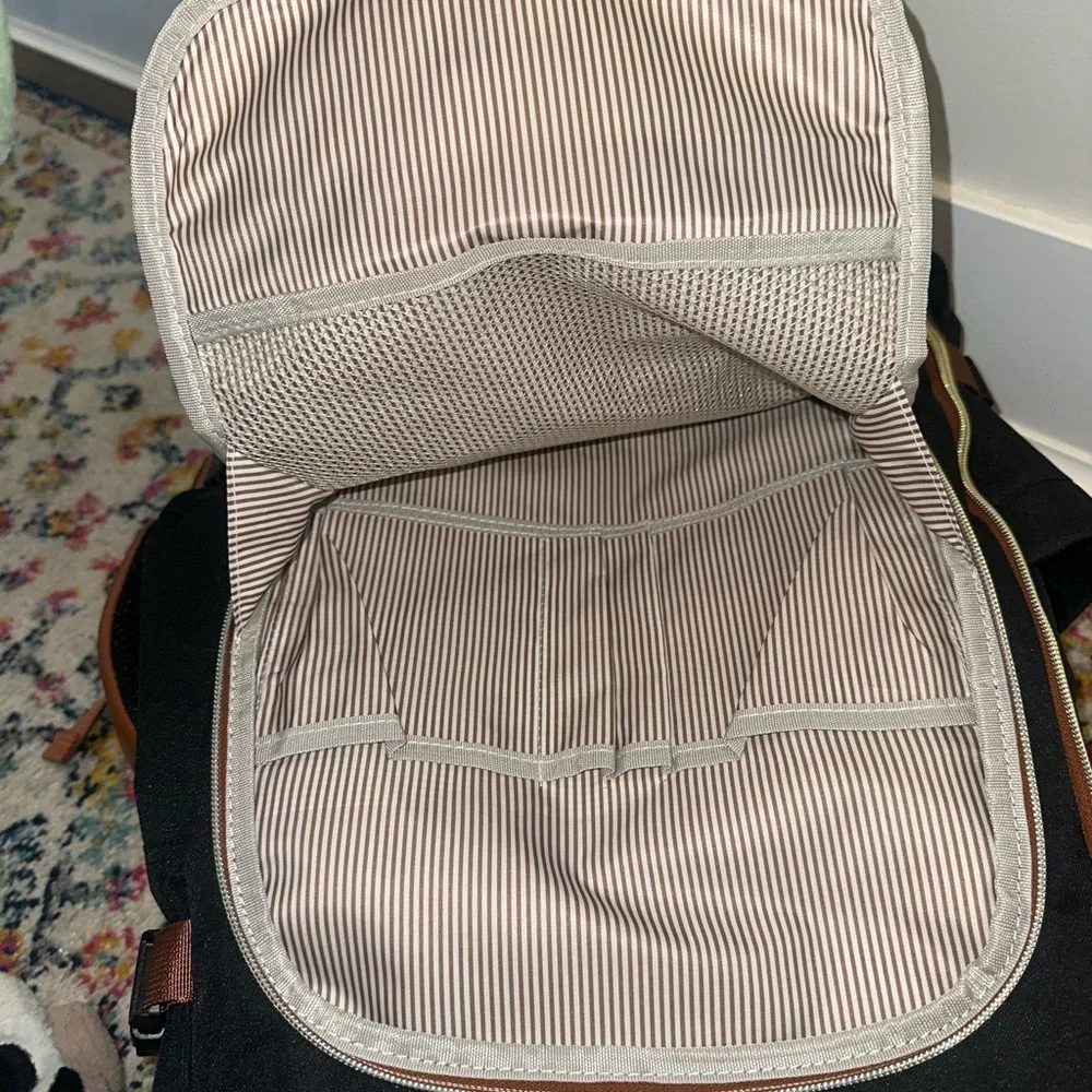 Lovevook Women's Black and Brown Backpack - Picture 3 of 11